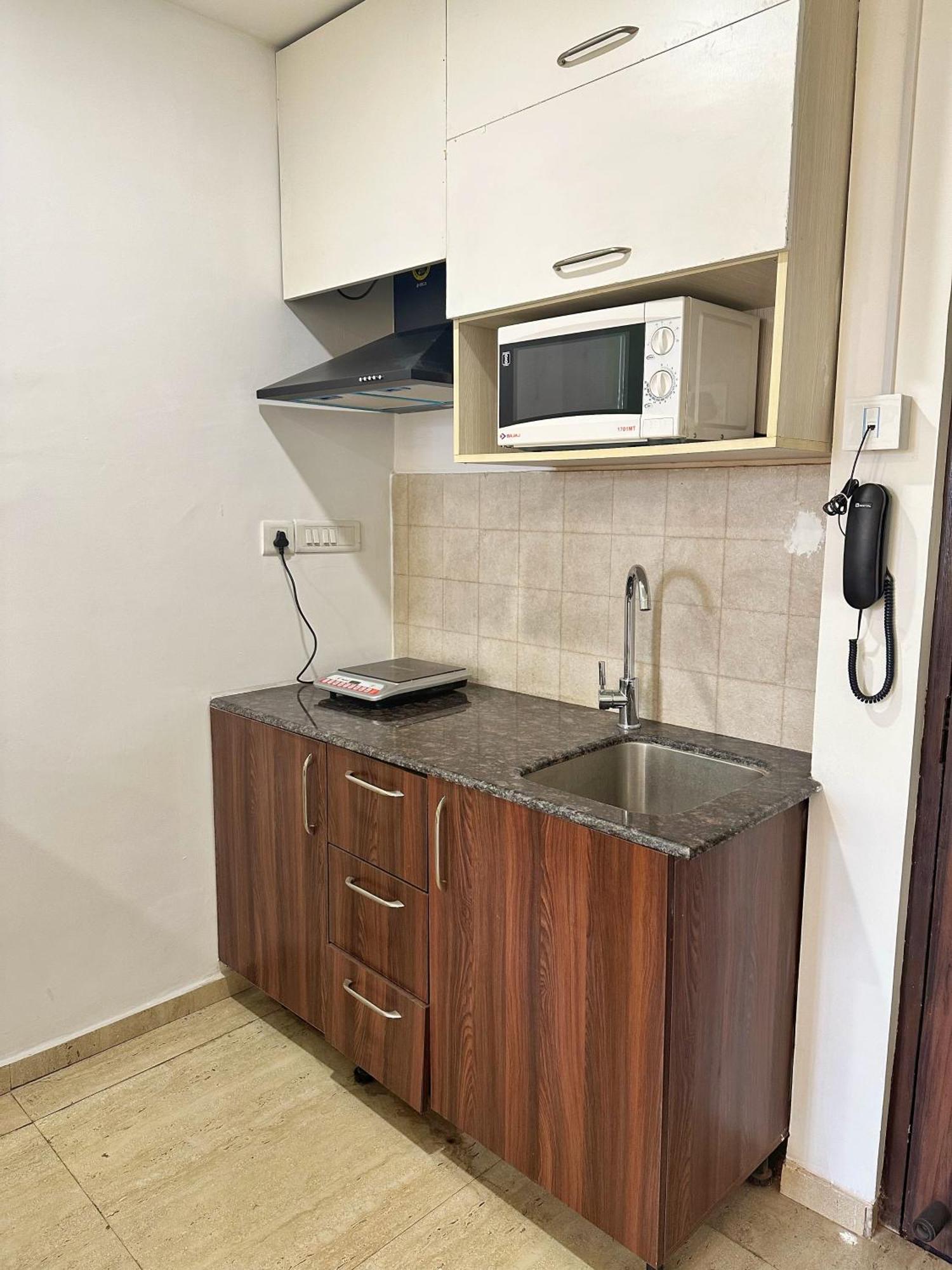 Flamingo Hotel Sector 67 I Studio Rooms I คูร์เคาน์ ภายนอก รูปภาพ