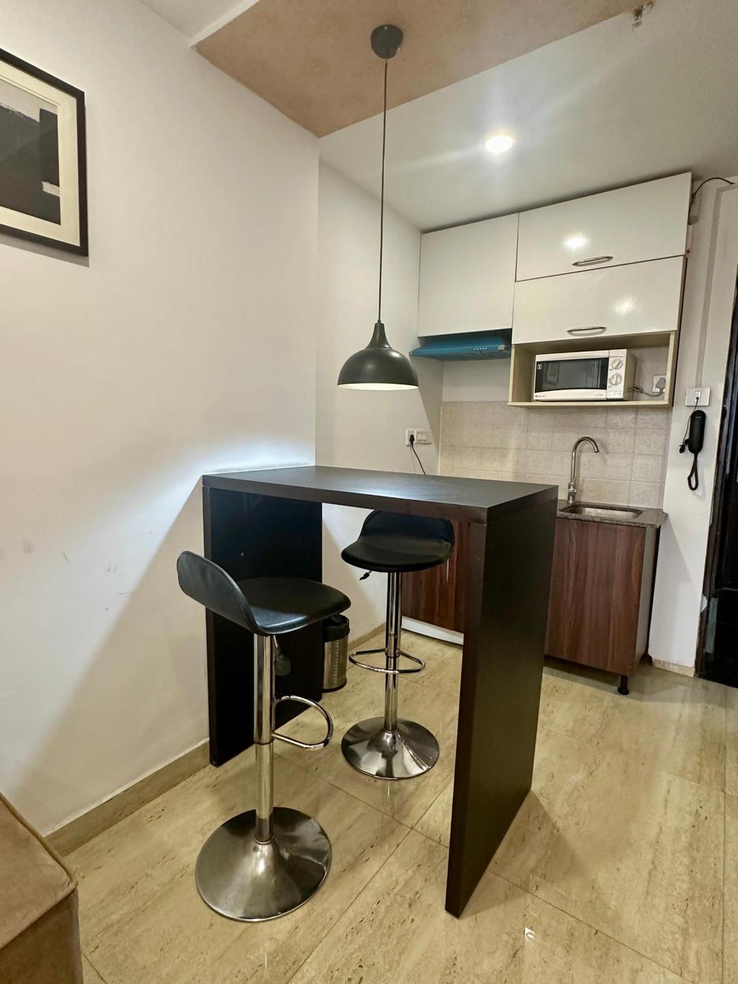 Flamingo Hotel Sector 67 I Studio Rooms I คูร์เคาน์ ภายนอก รูปภาพ